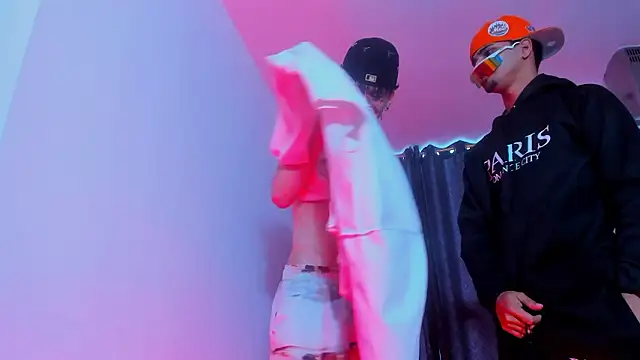 Živý XXX chat TheBatMansion