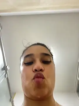 I_samantha Adlı Modelin Canlı XXX Sohbeti