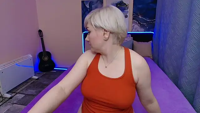 Онлайн чат XXX BlondPearl