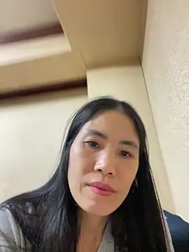 Keola_kwad লাইভ XXX চ্যাট