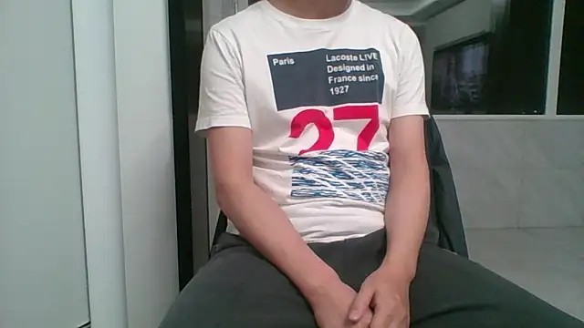 nole_china7 élő XXX-chatje