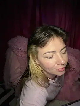 Živý XXX chat MarlaFknSinger