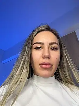 alisa_w Adlı Modelin Canlı XXX Sohbeti