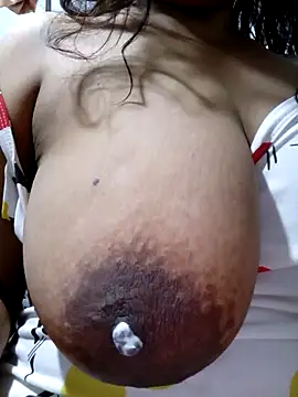 Czat XXX na żywo – addicted_puzzy