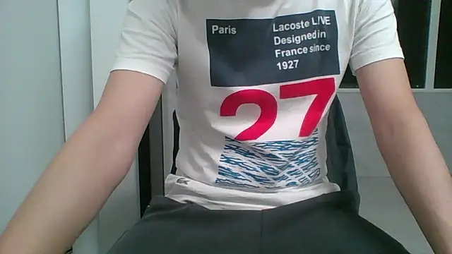 Chat XXX ao vivo de nole_china7