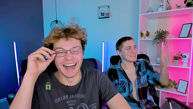 lucas_long_ élő XXX-chatje