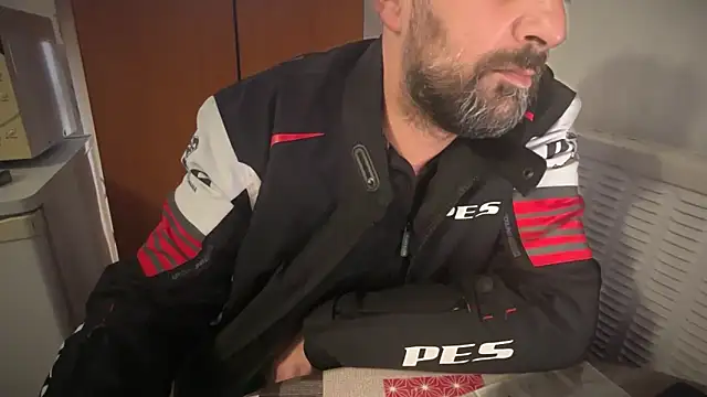 Chatroom XXX en direct de TARKAN1