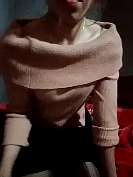 Chatroom XXX en direct de nhinhi-sexy