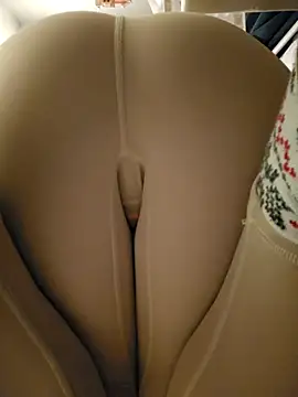 Chat +18 de Happy_Gym_Year ao vivo