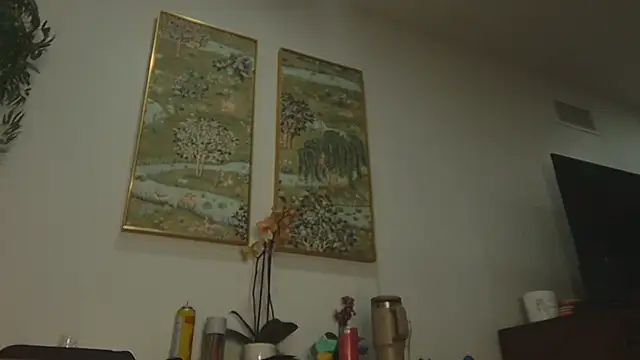 Chat XXX ao vivo de lavender_spits