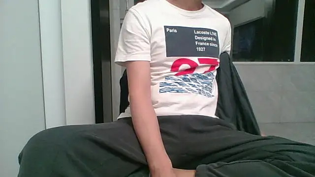 Chat XXX ao vivo de nole_china7