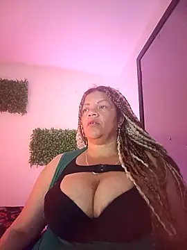 Eva_Luxei élő XXX-chatje