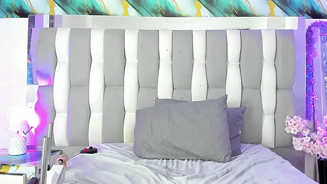 IsaDiiaz Adlı Modelin Canlı XXX Sohbeti