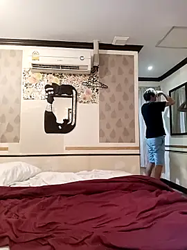 Pokazy przed kamerką – twitshe