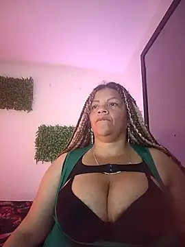 Eva_LuxeiのライブXXXチャット