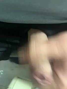 tank32s: διαδικτυακό σόου στην κάμερα