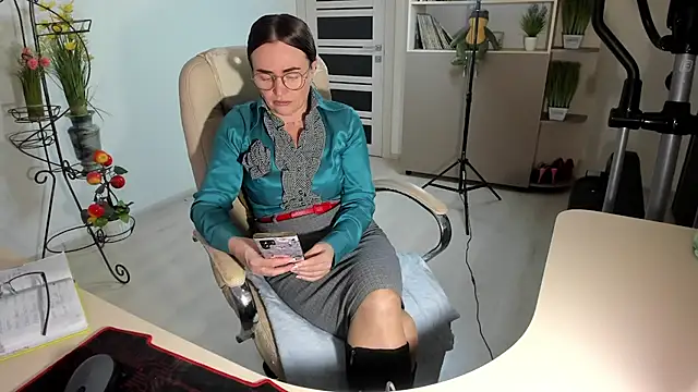 Vika73のライブXXXチャット