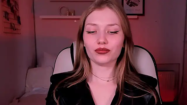 Czat XXX na żywo – DakotaMabs