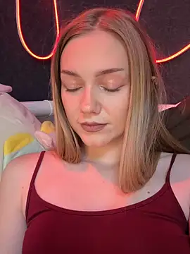 MilaMoone Live XXX-chat