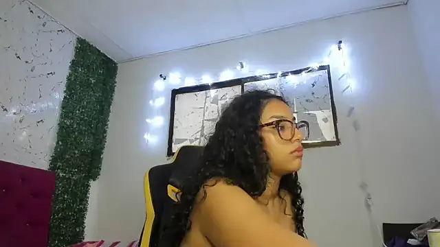 emily_stars1: онлайн-секс-чат