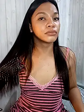 Chat XXX en directo de Lovely_Daugs