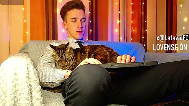 Midnighter_ Live XXX-chat