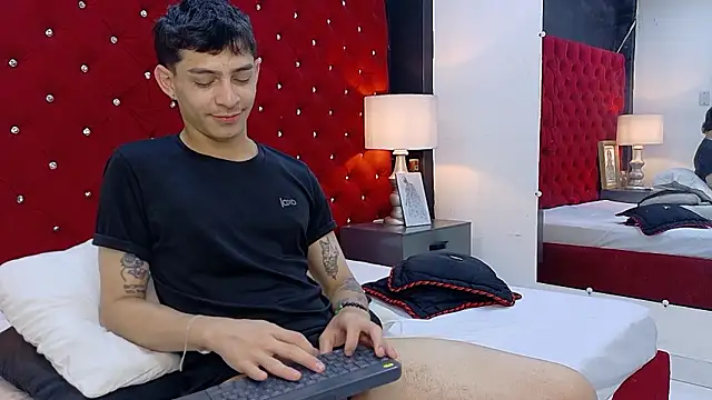 Logan_Woods 웹캠 쇼