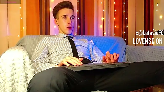 Chat XXX ao vivo de Midnighter_