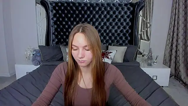 MilaAddams élő XXX-chatje