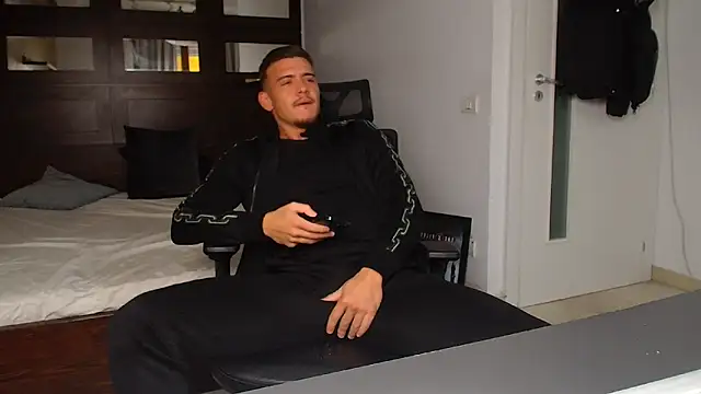 ElijahThorne Obrolan Langsung XXX