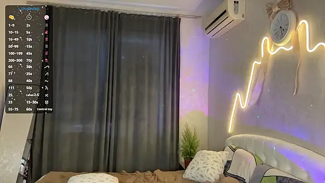 SherriButlerのライブXXXチャット