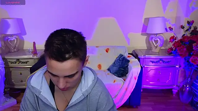 دردشة Escaped_Brides الجنسية المباشرة