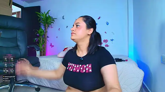 VICTORIABLACK_@xh Live XXX Chat