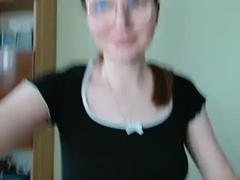 XXX chat uživo modela LooveELLYx