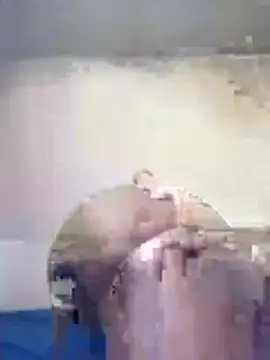 pretaabb Show in webcam