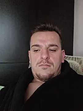 Huge_cock22cm's Live XXX Chat