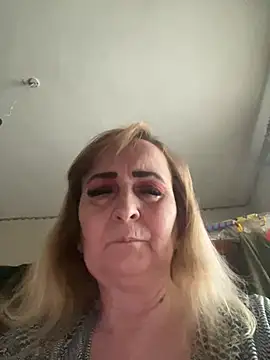 Chat XXX en directo de Irina2909@xh