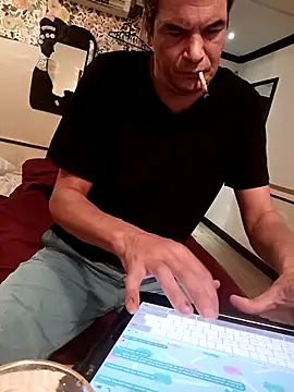 twitshe: απευθείας συνομιλία ΧΧΧ