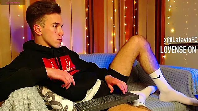 Midnighter_のウェブカメラショー