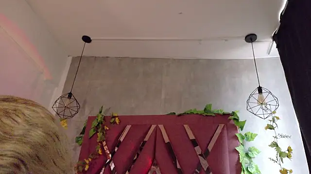 Haelycute Chat XXX live