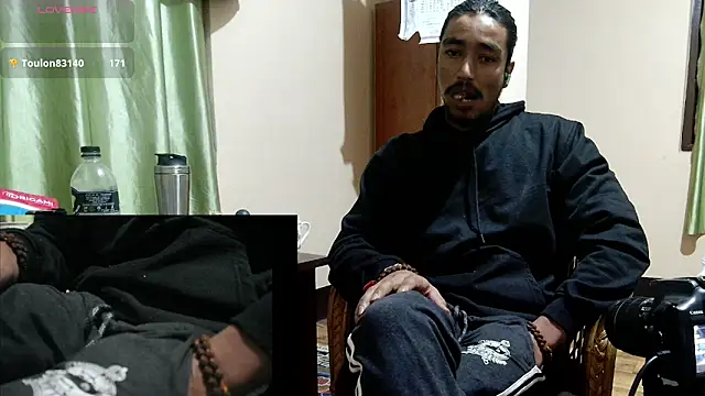 Gre3k_god's Live XXX Chat