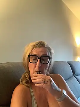 Živý XXX chat Mrsmoggy