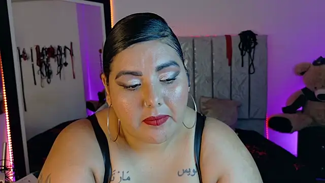 AndreaKinky live XXX chat