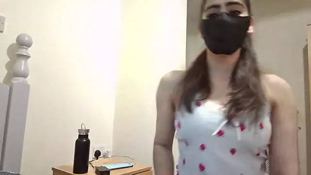 EchoicUlama's Live XXX Chat