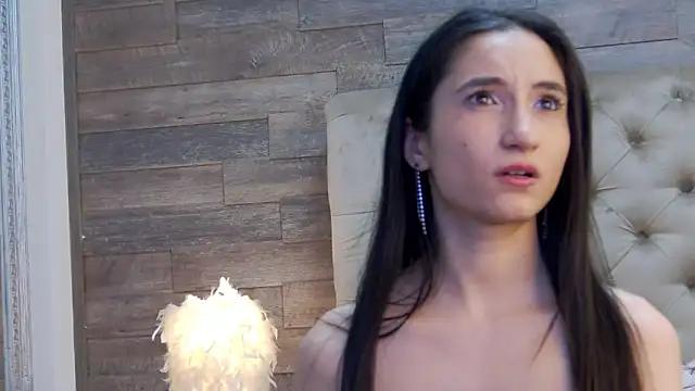 CarolinaBlair Adlı Modelin Canlı XXX Sohbeti