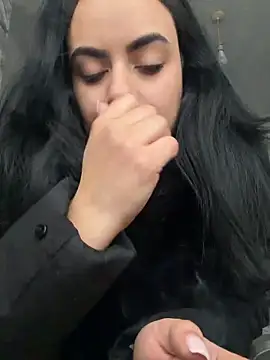 Marisa_ass Chat XXX in diretta