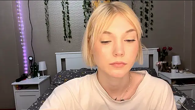 LlsabethHaze: онлайн-секс-чат