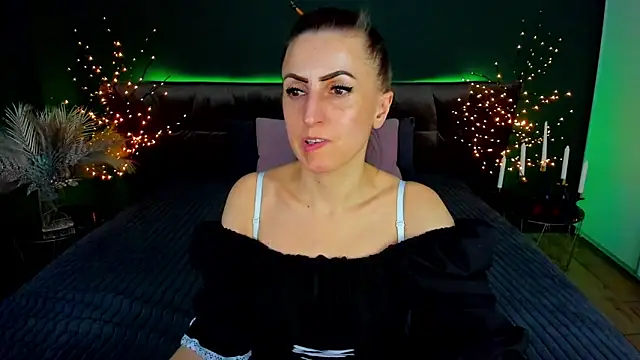 Rebecca_Diamond's Live XXX Chat