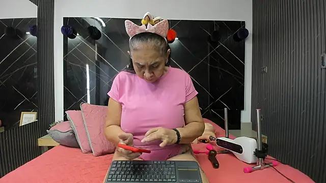 دردشة cloee-rabbyt الجنسية المباشرة