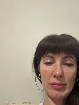 Chatroom XXX en direct de LadyLuxLover